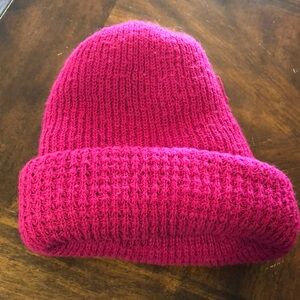 Beanie pink knitted winter hat in good used condition